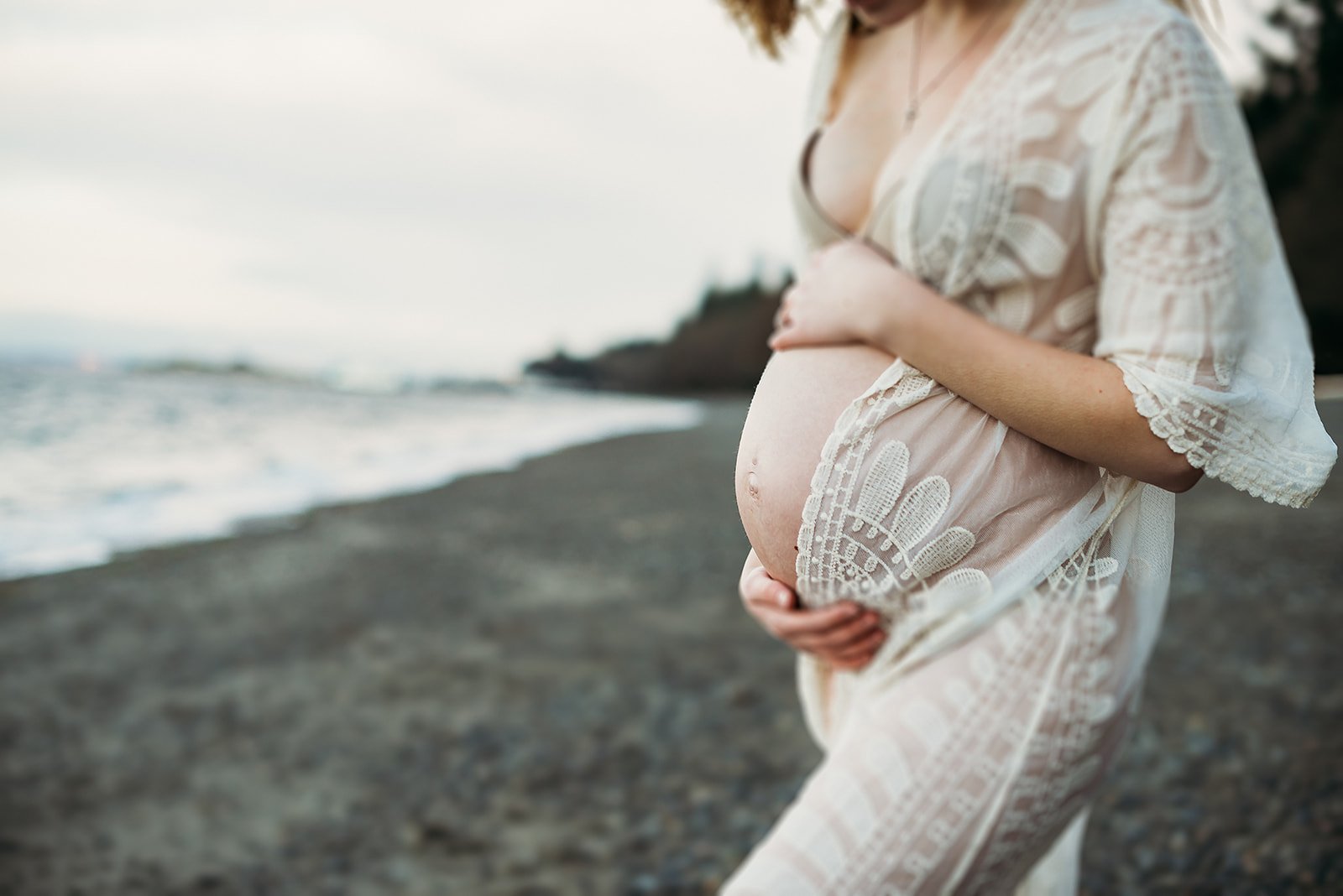 Outdoor nude maternity photoshoot Seattle